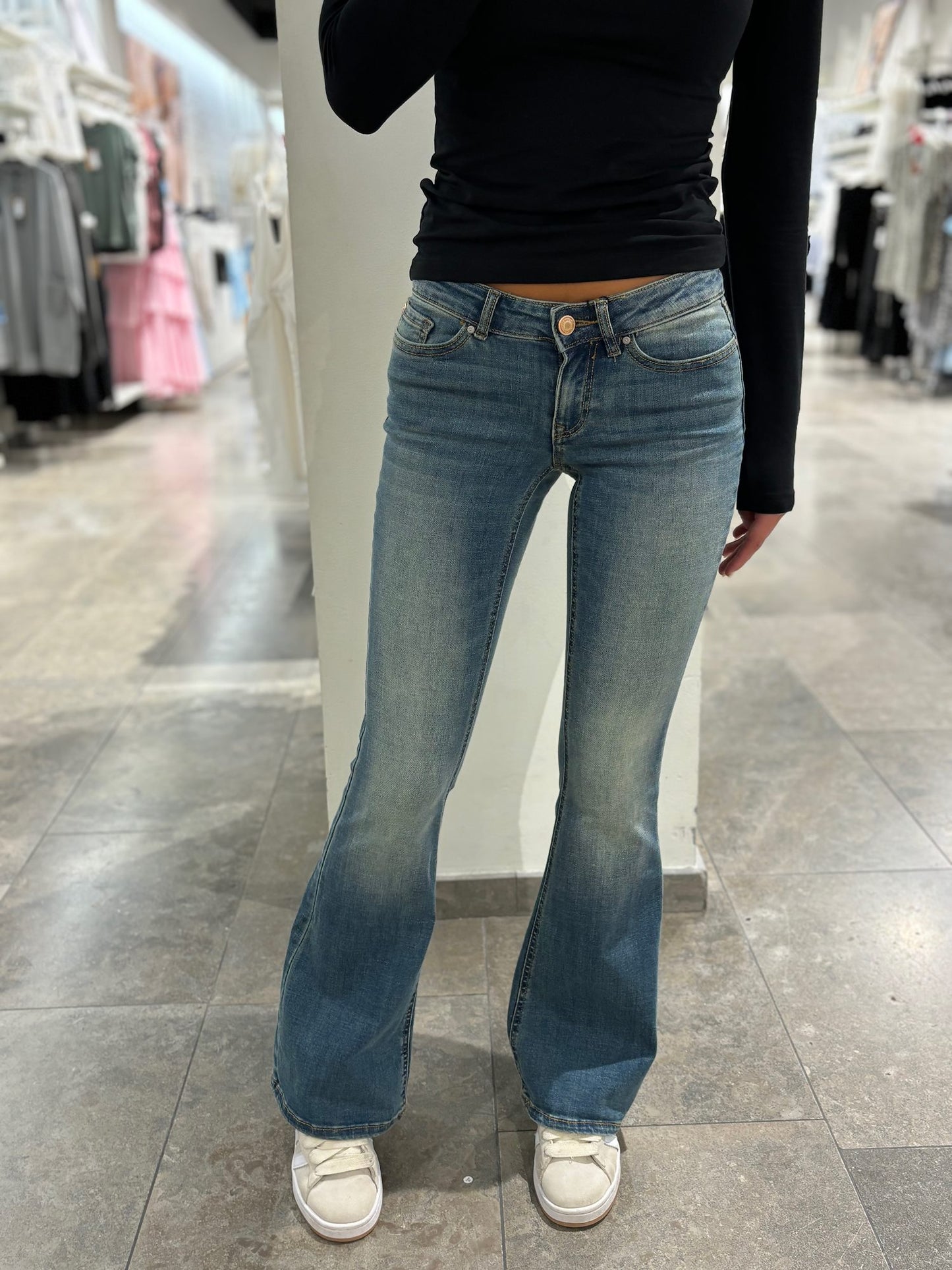 VMSIGI Jeans - Medium Blue Denim