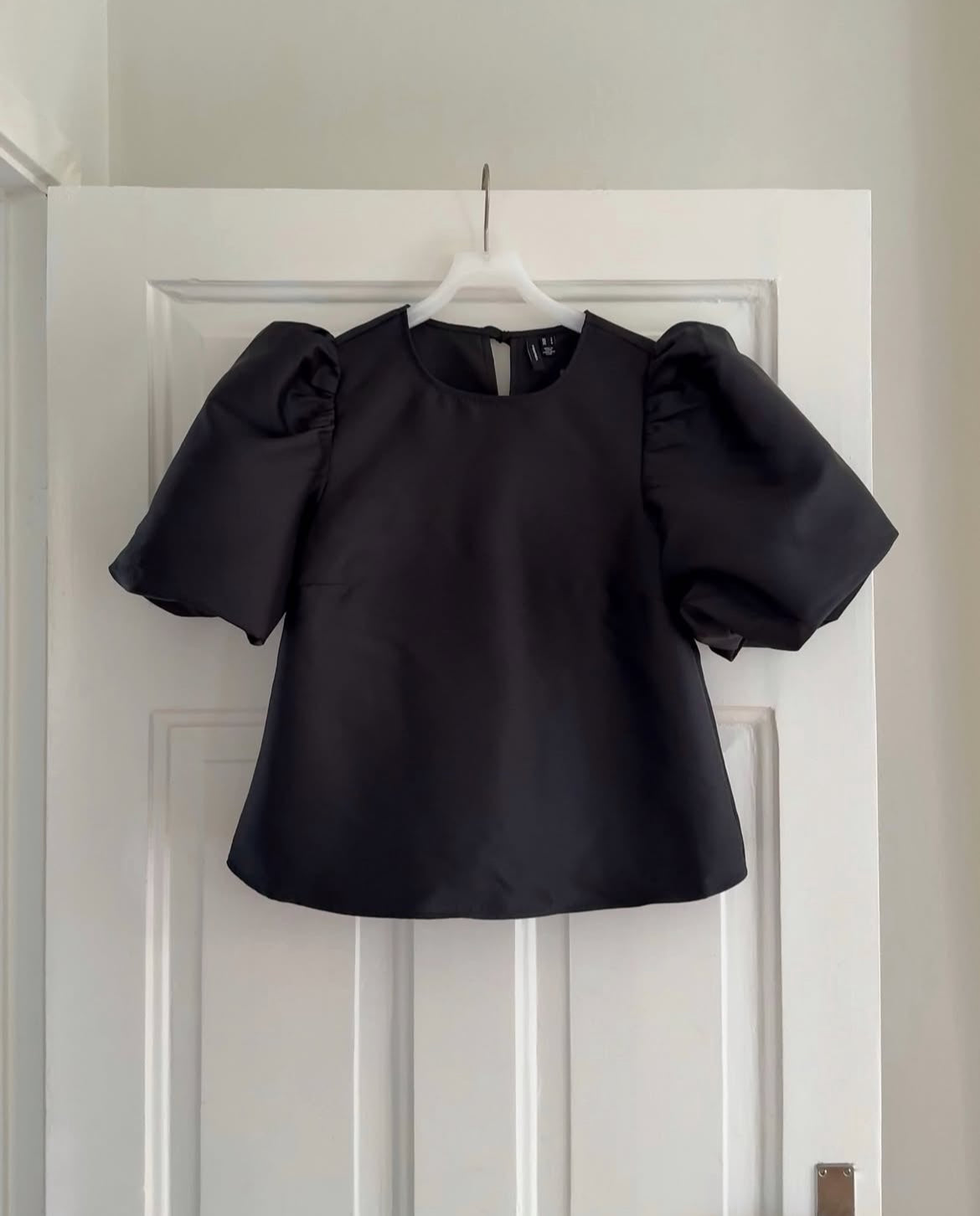 VMLILI Top - Black